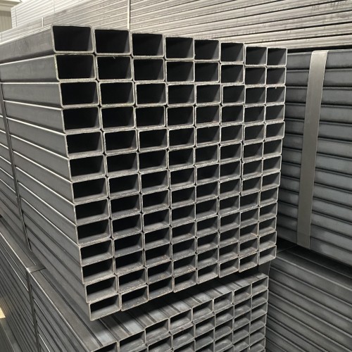 Profil stalowy zamknięty 50x30x3x6000 surowy