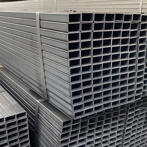 Profil stalowy zamknięty 40x20x2x6000 surowy