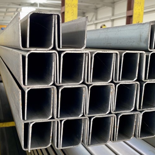 Ceownik stalowy zimnogięty S235 40x40x2,0 mm dł.6m