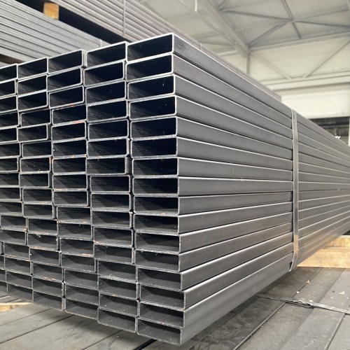 Profil stalowy zamknięty 50x20x2x6000 surowy