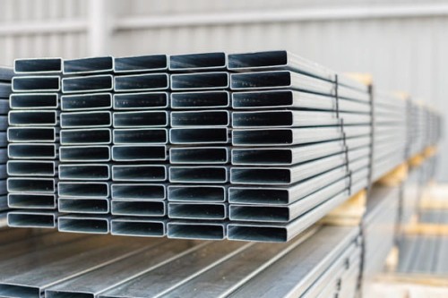 Profil ocynkowany 100x20x1,0x5000 szew napylany